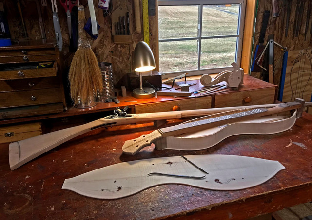 gun-and-dulcimer