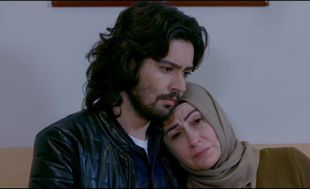 ELIF-1.jpg