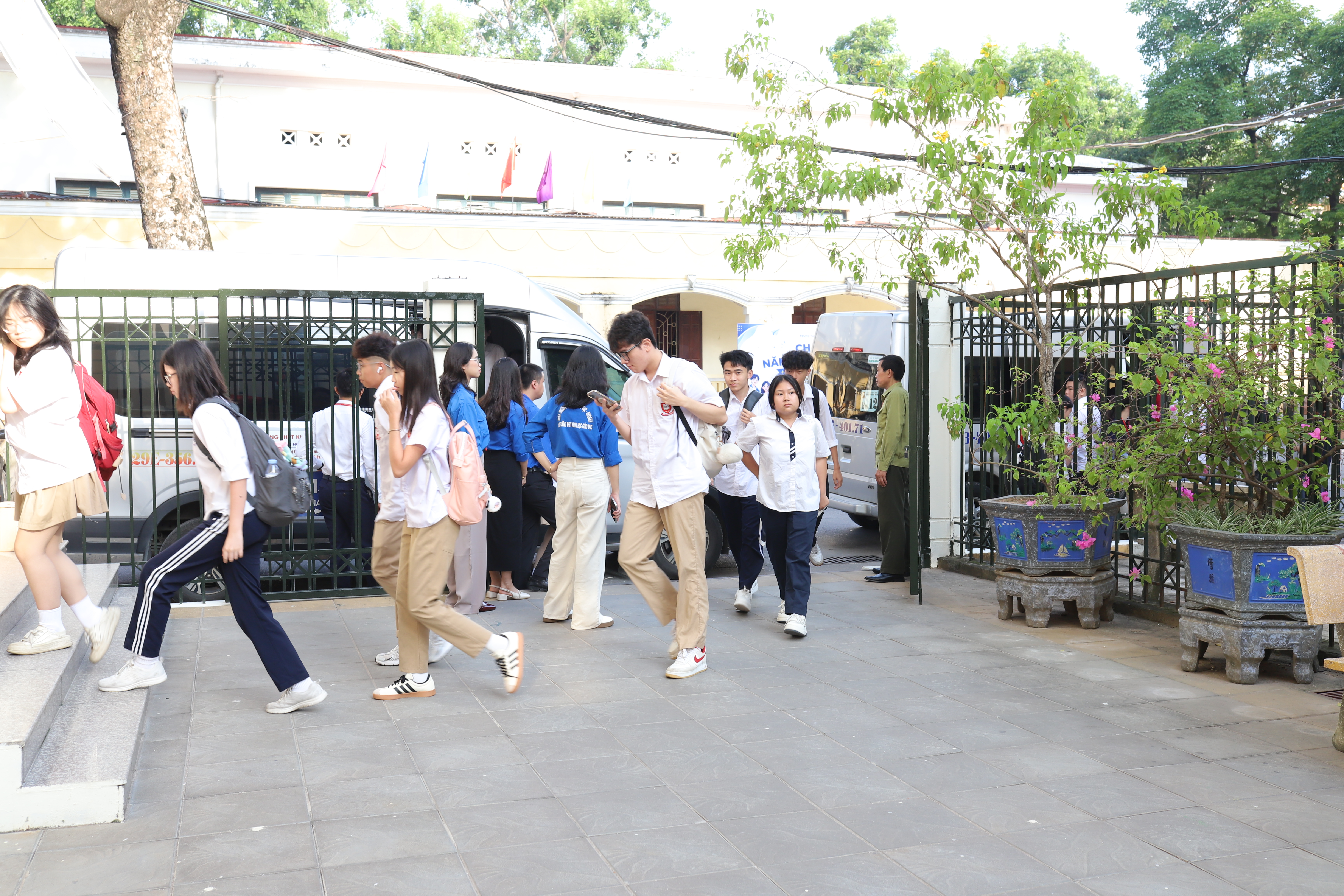 Ngày tựu trường HES 11