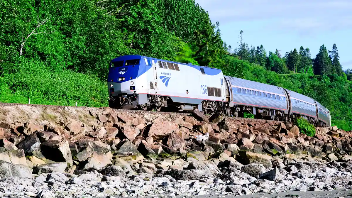 Amtrak Defies Canada's Travel Boycott With US Preclearance