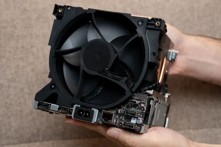 https://i.ibb.co/tMXXf3Jv/steambox.png