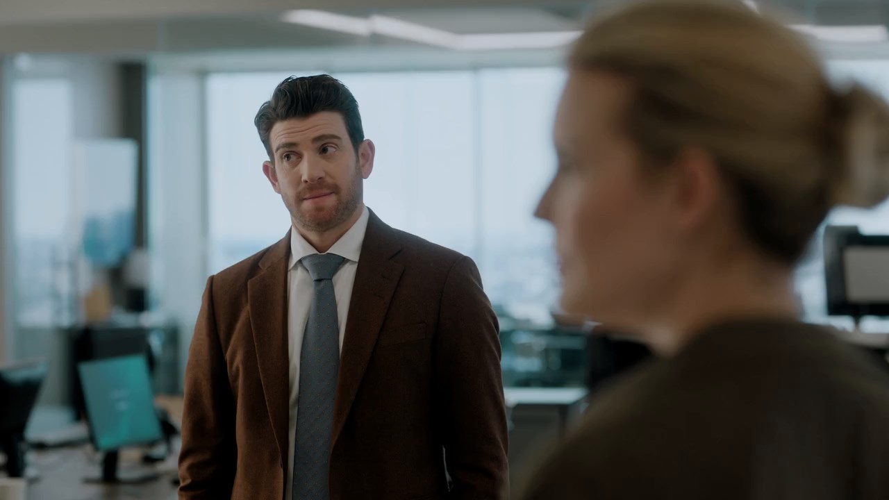 Suits LA Screenshot