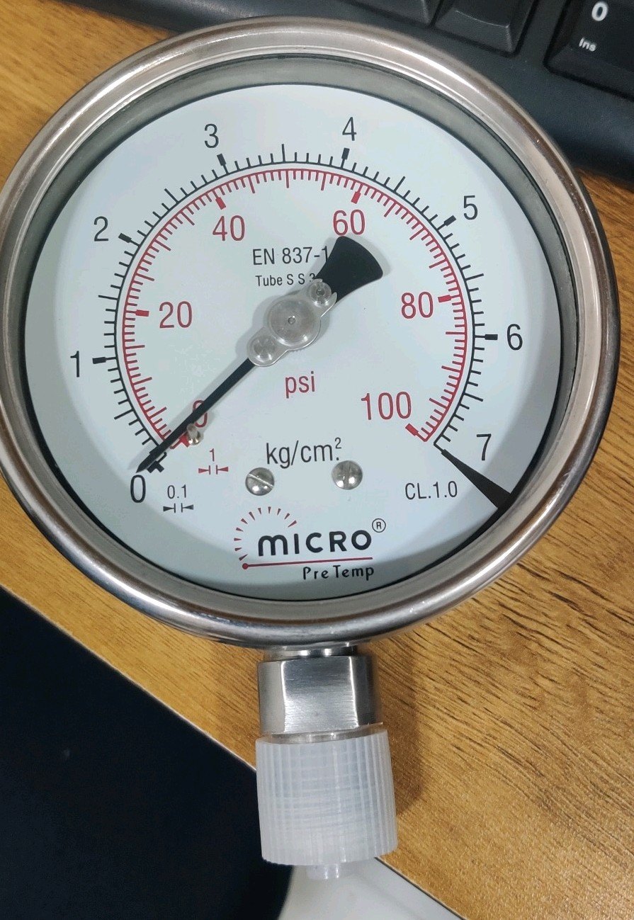 100 mm dia 0 to 7 kg 3/8 botom connection