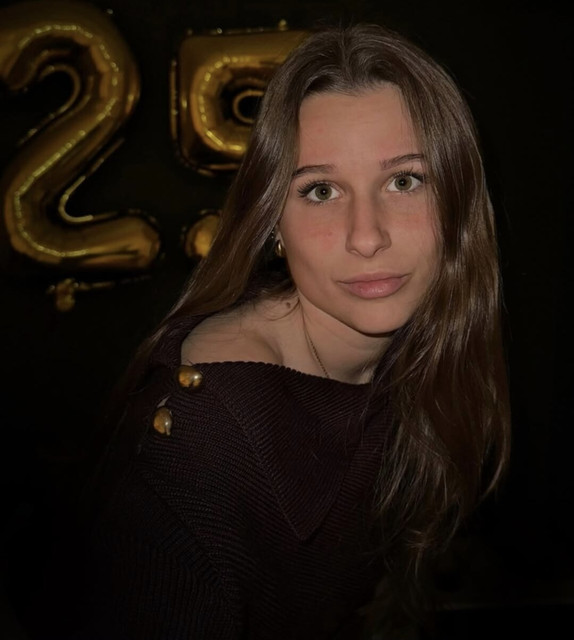 Amber(2).jpg