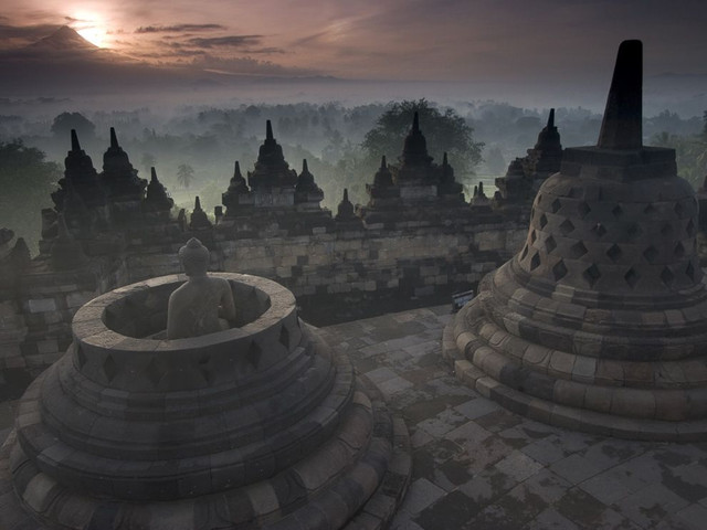 mount-merapi-33802-990x742