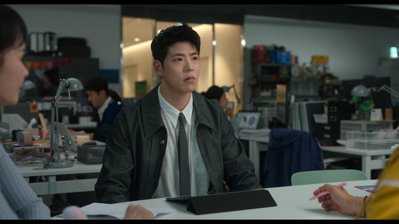 Can This Love Be Translated? Screenshot