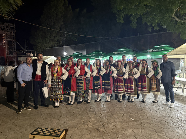 IMG-3933