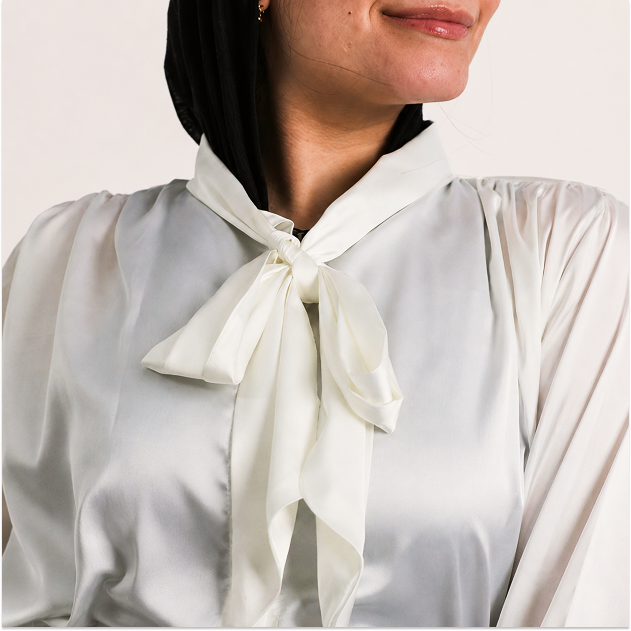 Collar detail