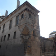 Tourelle-angle Rue Pavée. Rue des F. Bourgeois