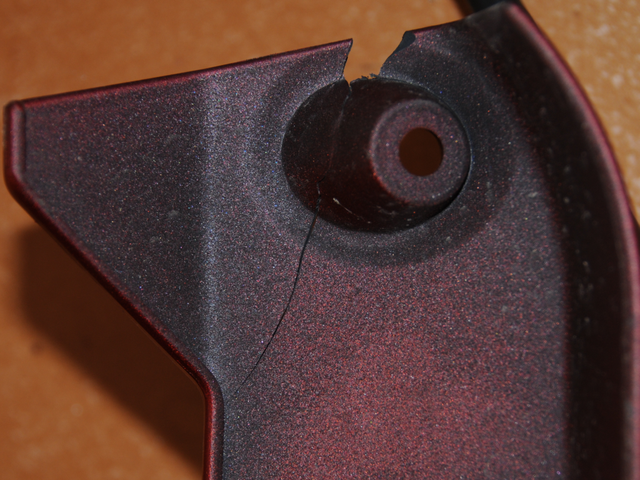 fender inside crop