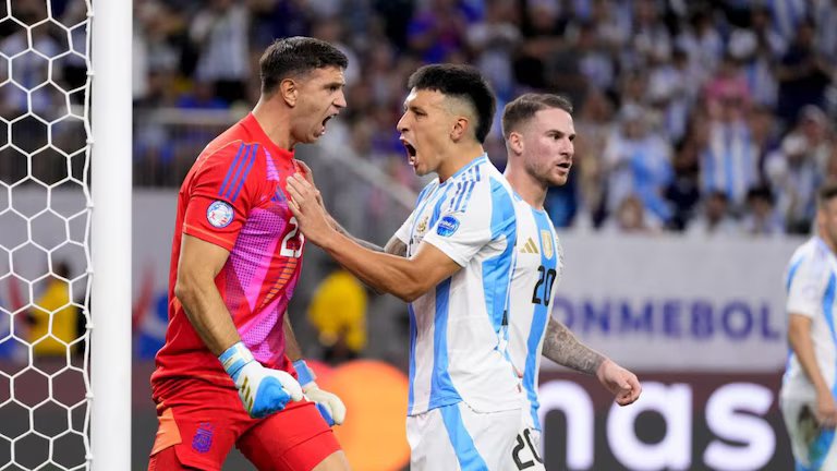 Argentina le ganó por penales a Ecuador y se metió en semifinales de la Copa América 2024