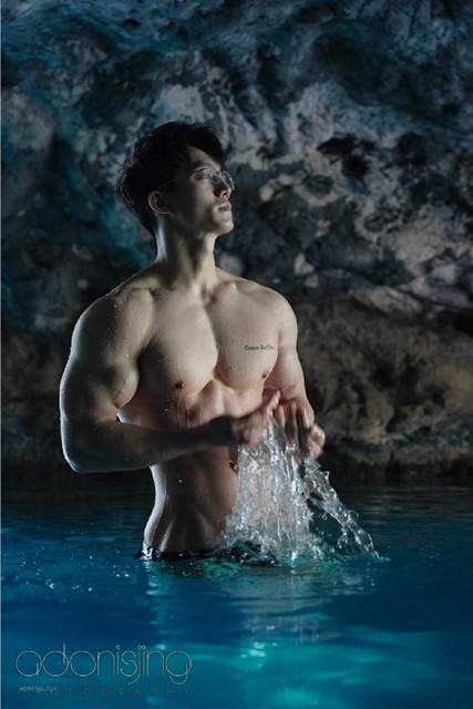 adonis2 1 15.jpg