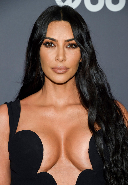 Kim-K-16