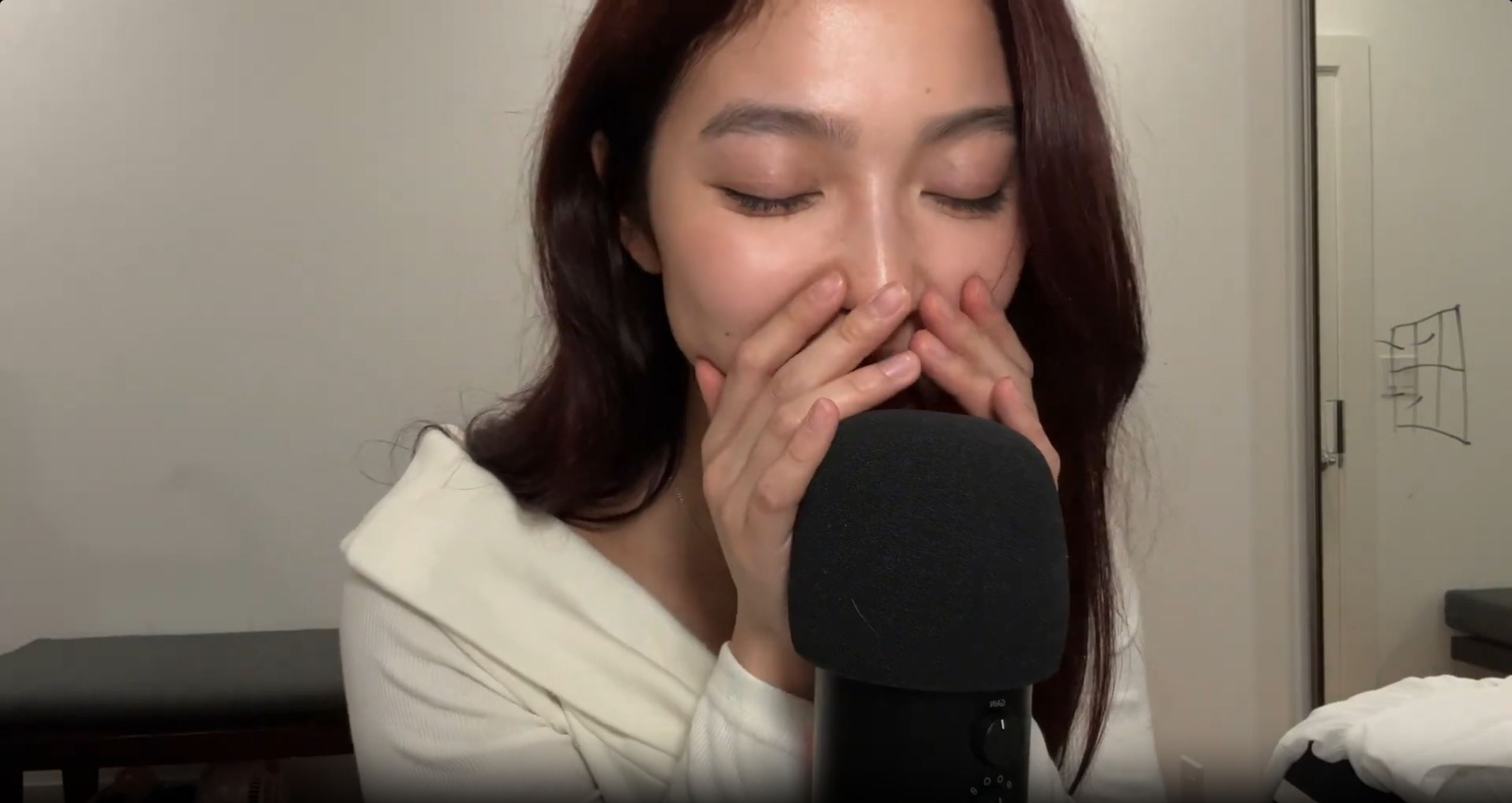 Scratching ASMR [ Cloud Crystal ]