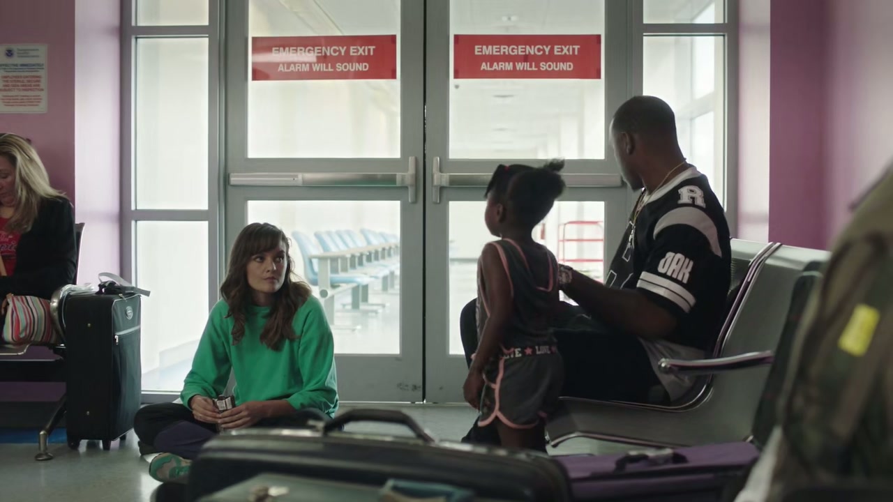 SMILF Screenshot