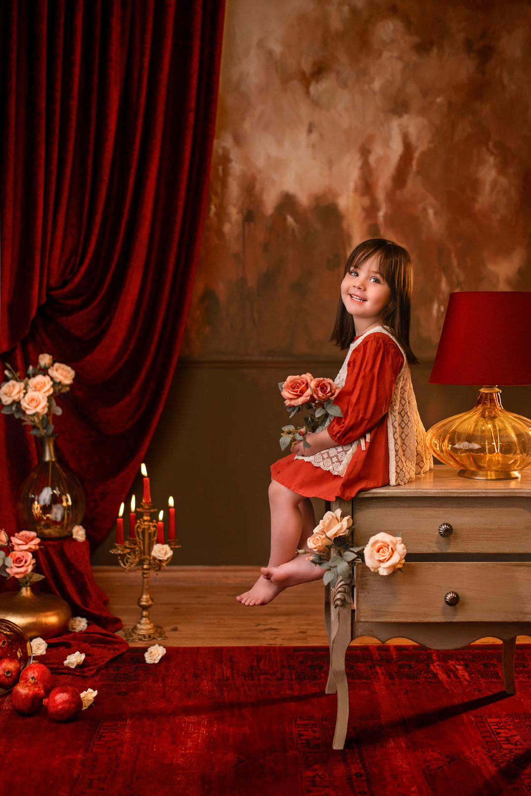 آتلیه کودک نویسا مشهد - دکور داخلی ساده و هنری مناسب عکاسی کودک