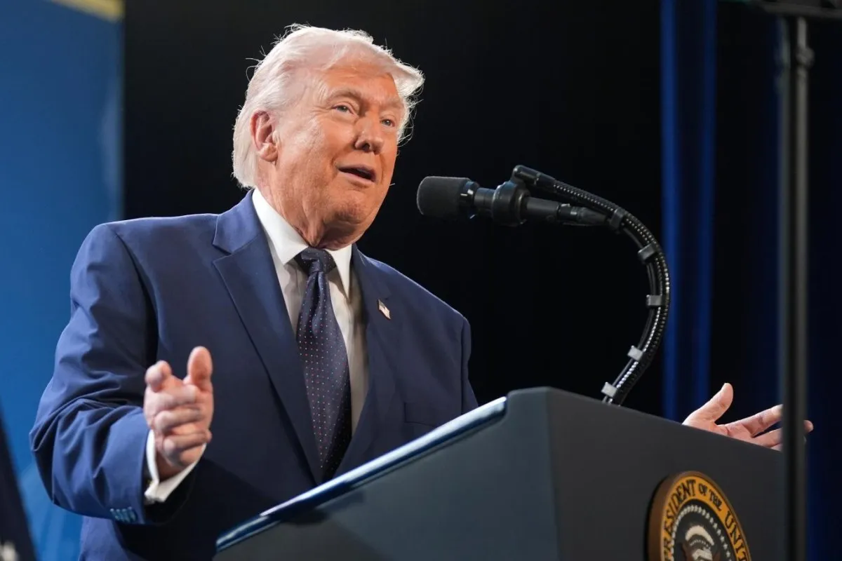 Donald Tramp İrana qarşı yeni hərbi addımlar atılmasının istisna edilmədiyini bəyan edib
