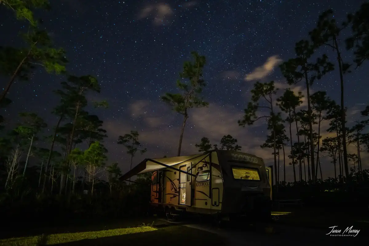 Evadarea de la camping în vacanţa de primăvară