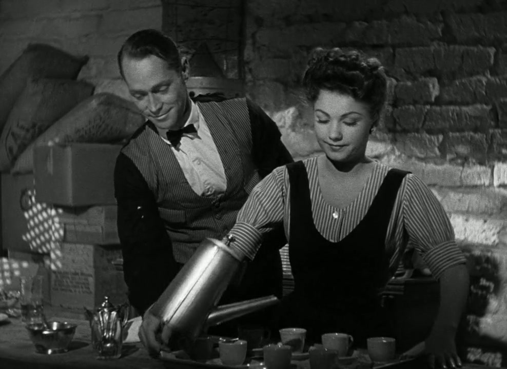 Five Graves to Cairo Screenshot