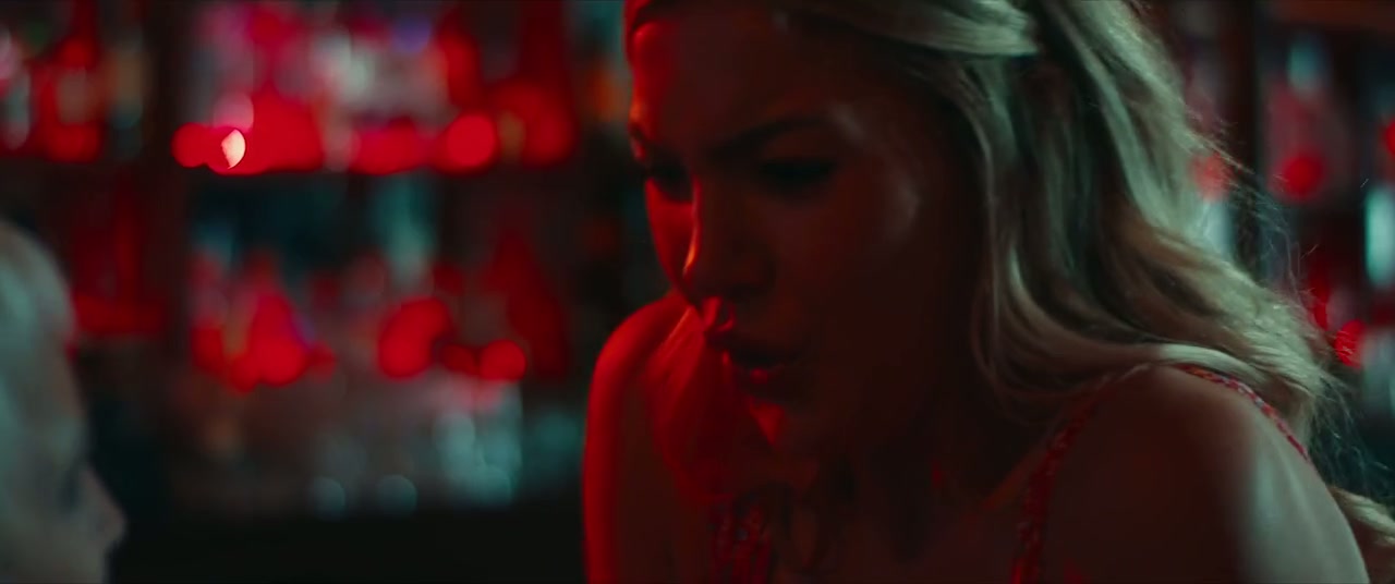 Woman in the Maze Screenshot