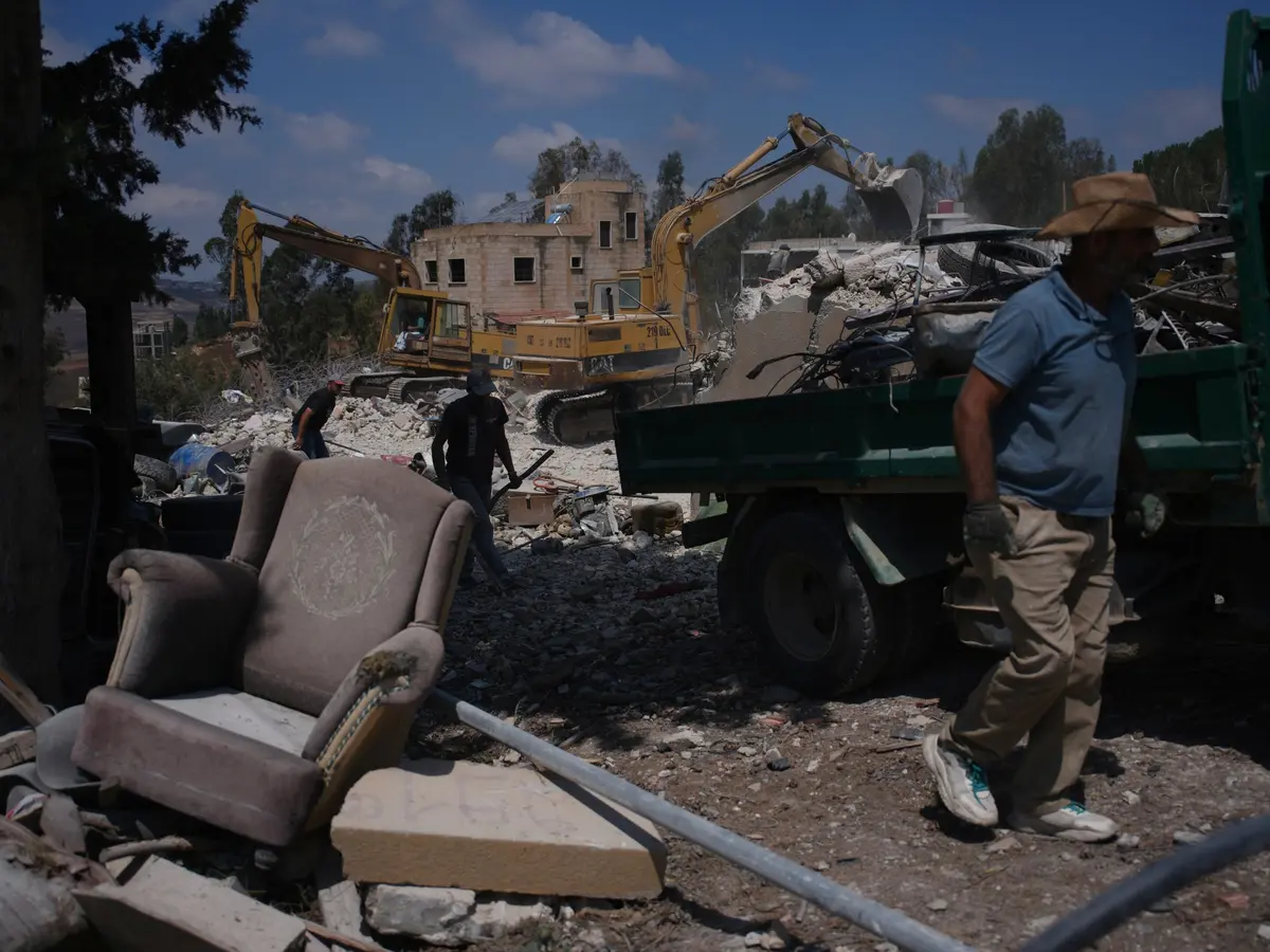 Israelul efectuează explozii în sudul Libanului în ciuda acordului de „cetare a focului