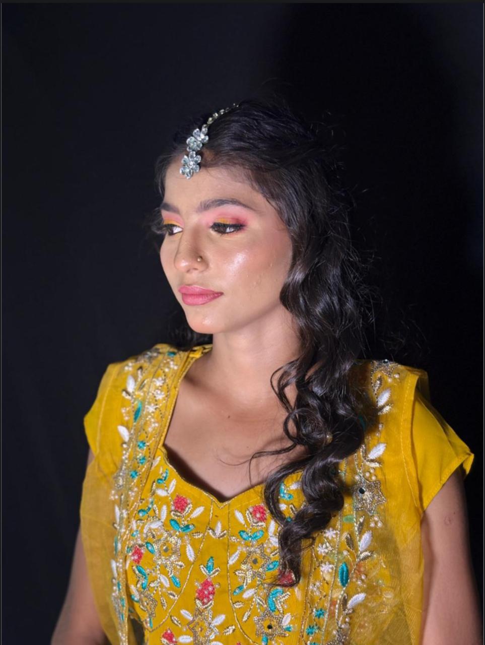 Glamorous party makeup look