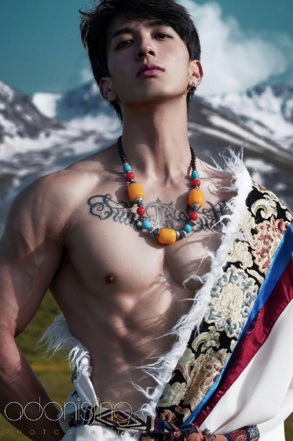 Adonis 01 108
