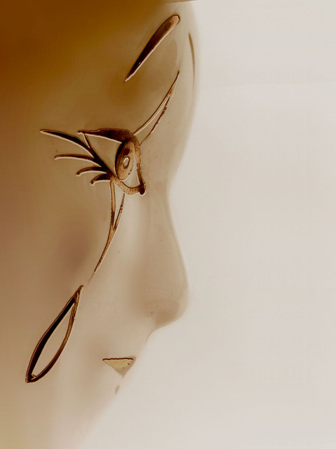 CURIO9LR4W.jpg