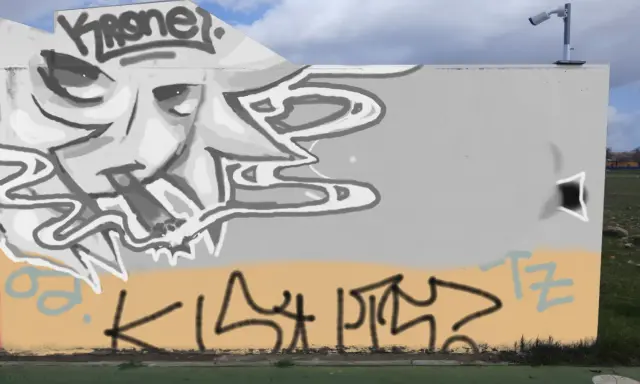 Graffiti artwork by Aloe