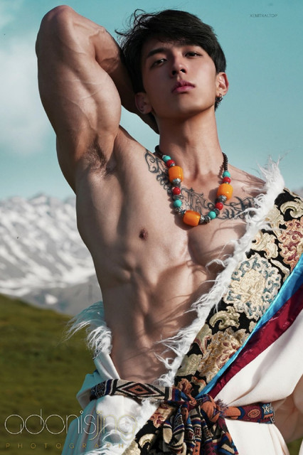 Adonis 01 100
