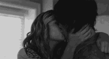 hugging kiss davydoff