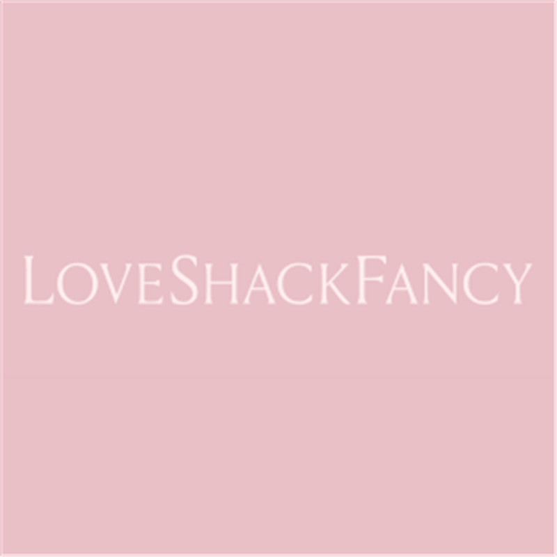 LoveShackFancy logo