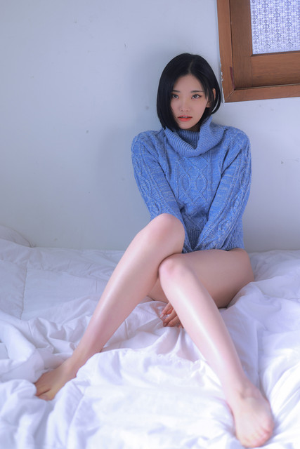 Sula-Blue-024