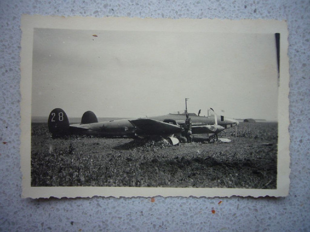 28-BOMBER-Flugzeug-Wrack