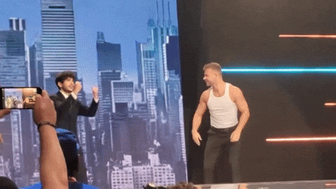 [Image: giphy-1.gif]