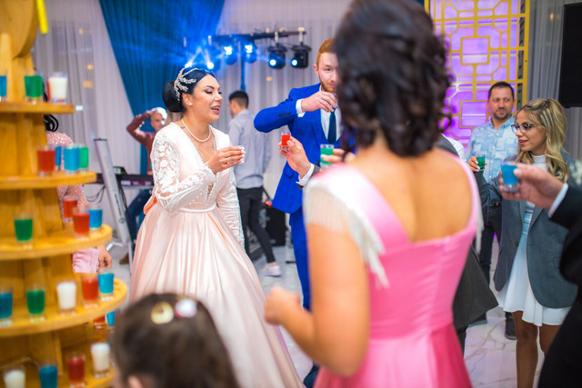 MRM-Events1033