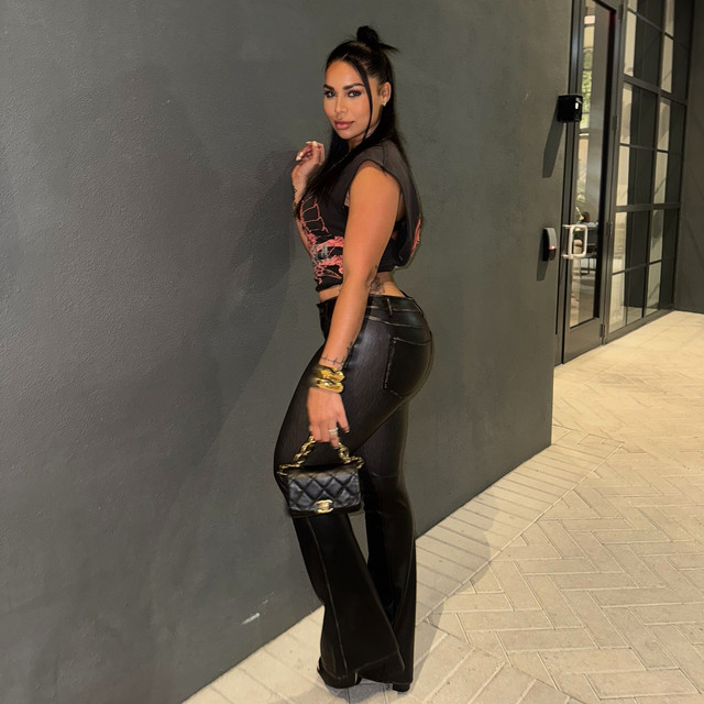 Chania Ray Wallpapers Insta Fit Bio (9).jpg