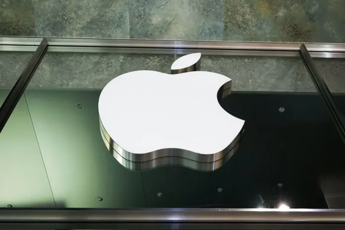 ANAF-ul ar fi invidios. Apple a plătit 17 miliarde de dolari impozit pe profit în Irlanda anul trecut. Suma reprezintă 40% din totalul plătit de companie la nivel mondial