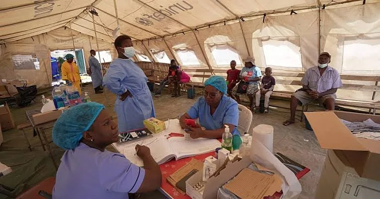 Illustration - Zimbabwe : Washington coupe tout financement de la santé, des millions de patients en suspens