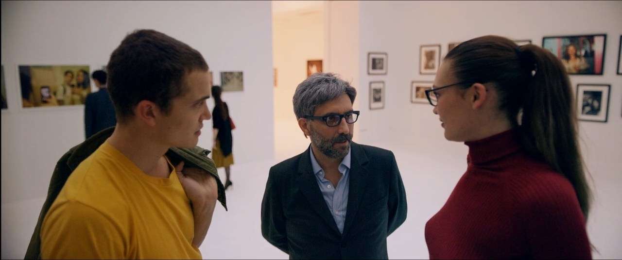 Love Movie Screenshot