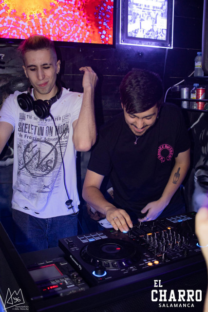 TECHNOCHARRO-IMG-6602.jpg