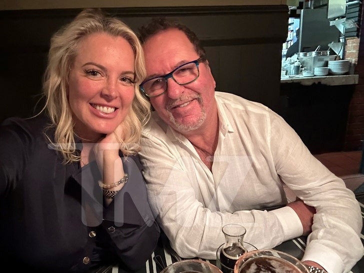 También le dijo a la presentadora del podcast Sarah Fraser que el artículo era “completamente falso”.TMZ