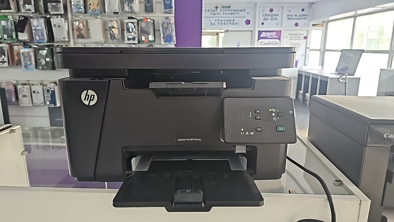 HP LaserJet Pro MFP M125a — надёжное лазерное МФУ 3‑в‑1 с печатью до 20 страниц в минуту.