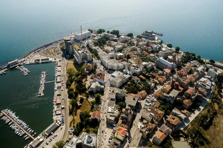 Descoperă istoria maritimă a Constanței într-un tur cultural la țărmul Mării Negre