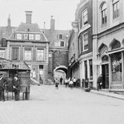 Stock's gate