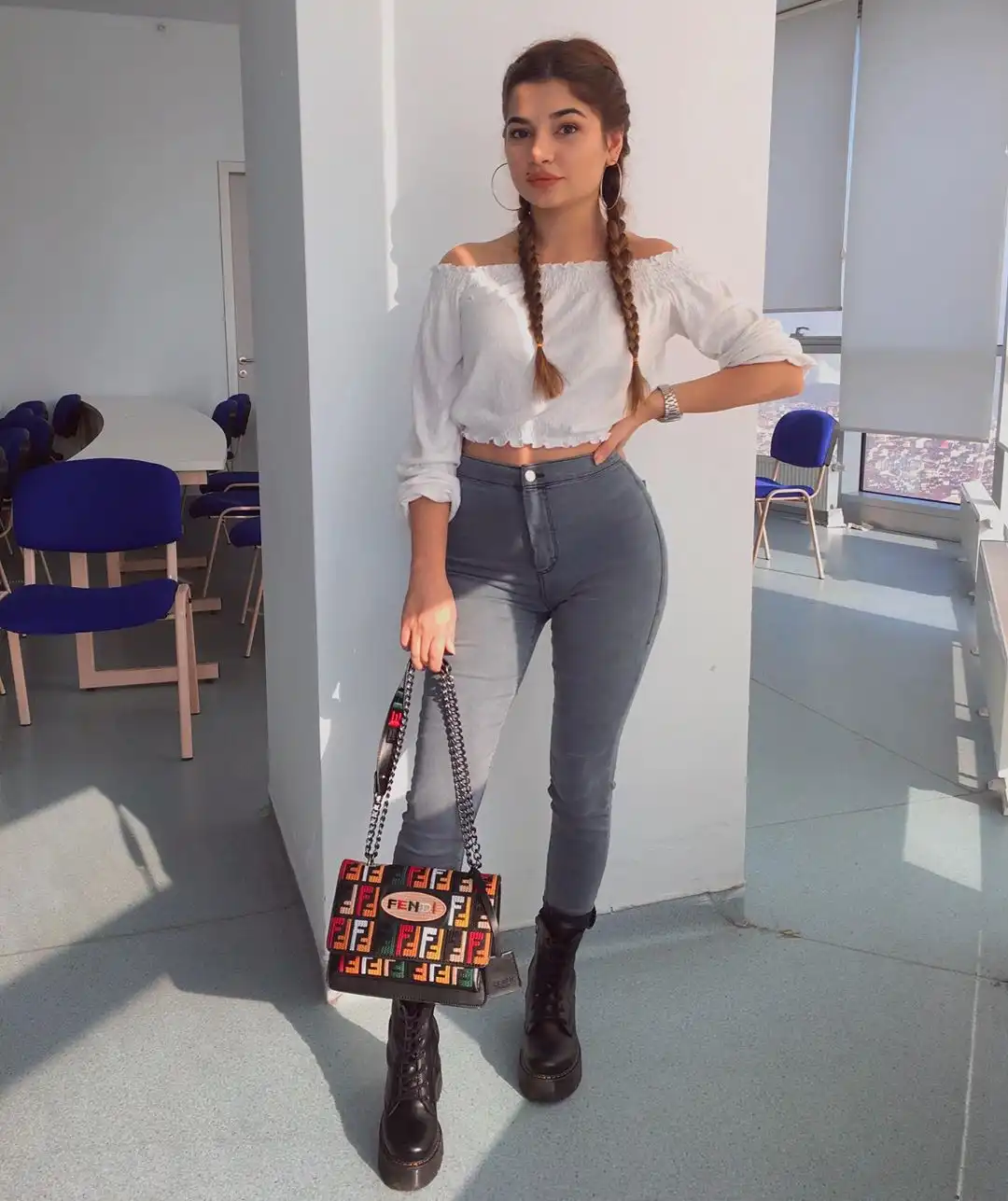 Ozlem Kaymakci Wallpapers Insta Fit Bio (9)