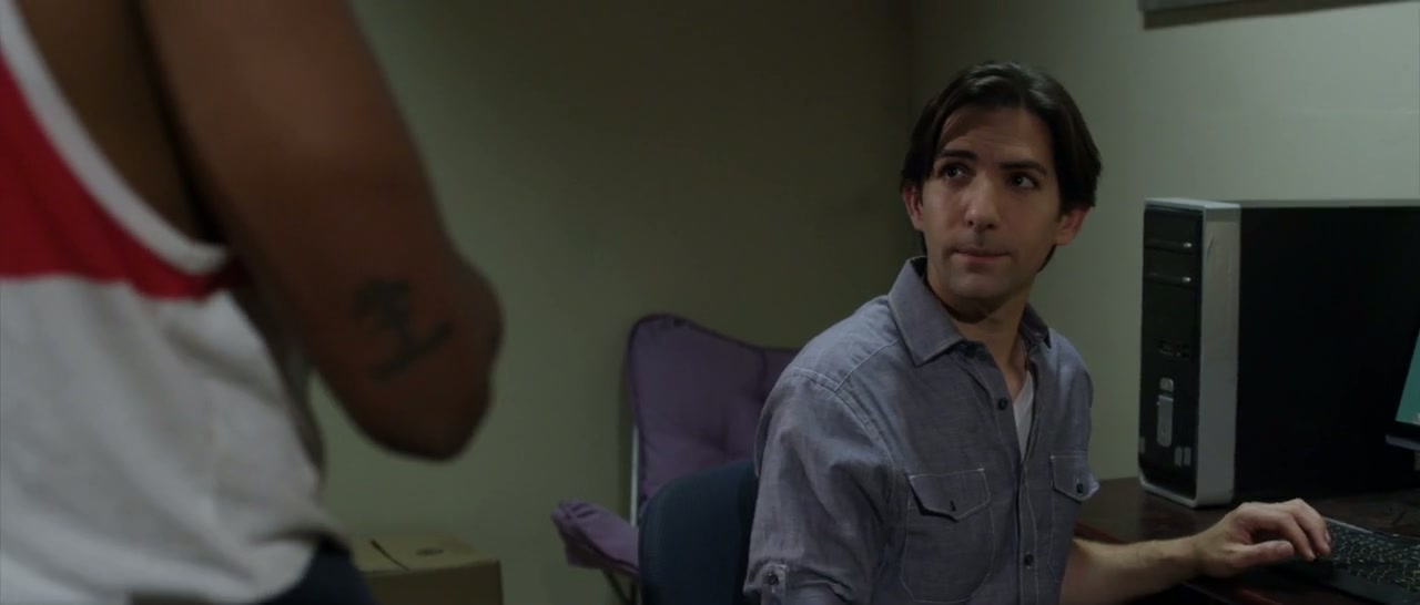 Wanted Hot Roommate Screenshot