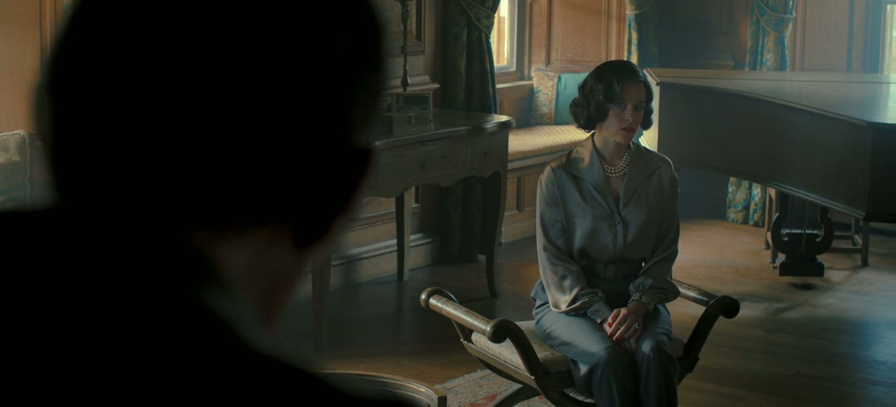 A Very British Scandal Screenshot