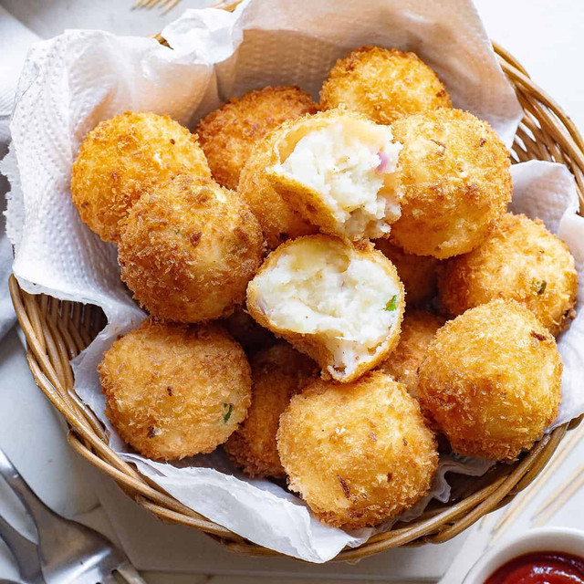Mashed Potatoes Balls feature