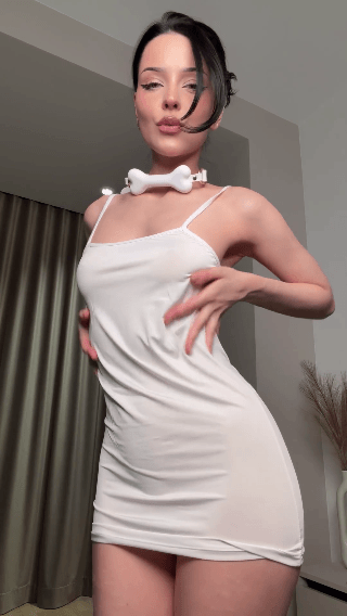 ���4